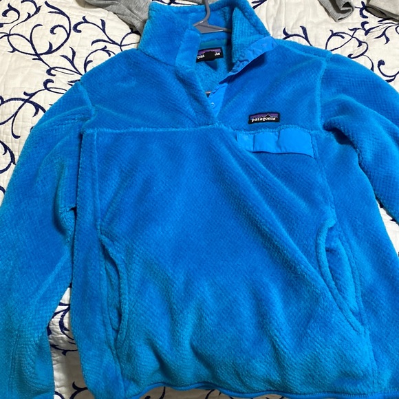 Blue Patagonia Pullover - Picture 1 of 3